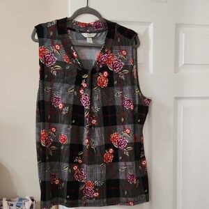 CJ Banks Black Plaid Sleeveless V-Neck Top with Red & Purple Florals